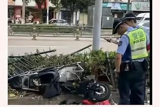 「直播吧现场实拍」武磊错失绝佳机会，近距离空门被门线解围！